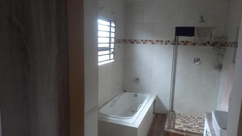 3 Bedroom Property for Sale in Klipspruit Gauteng