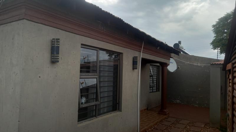 3 Bedroom Property for Sale in Klipspruit Gauteng