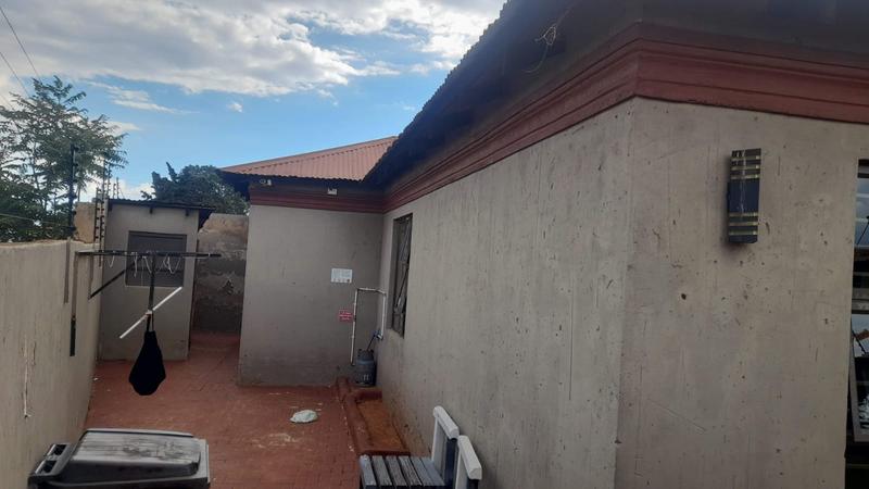 3 Bedroom Property for Sale in Klipspruit Gauteng