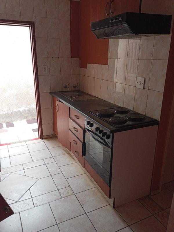 3 Bedroom Property for Sale in Protea North Gauteng
