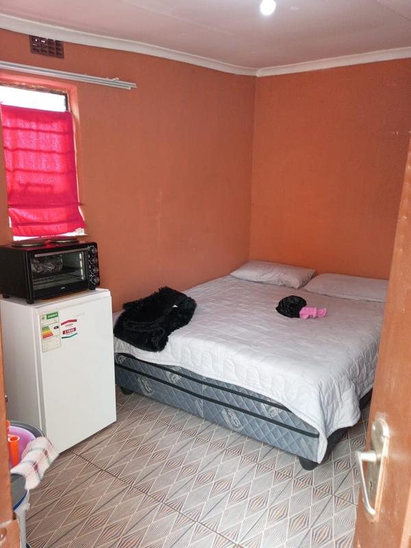 3 Bedroom Property for Sale in Protea North Gauteng