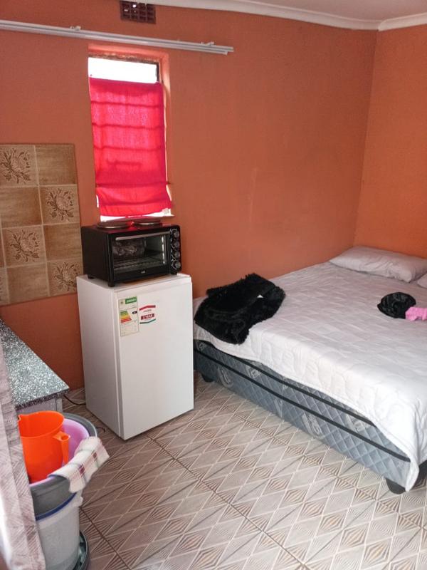 3 Bedroom Property for Sale in Protea North Gauteng
