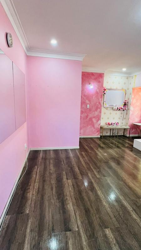 To Let Commercial Property for Rent in Birchleigh Gauteng