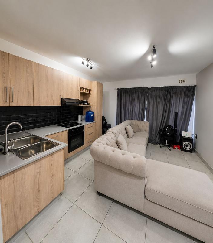 2 Bedroom Property for Sale in Orlando Gauteng