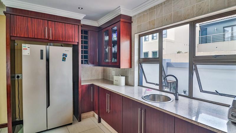 5 Bedroom Property for Sale in Aspen Hills Gauteng