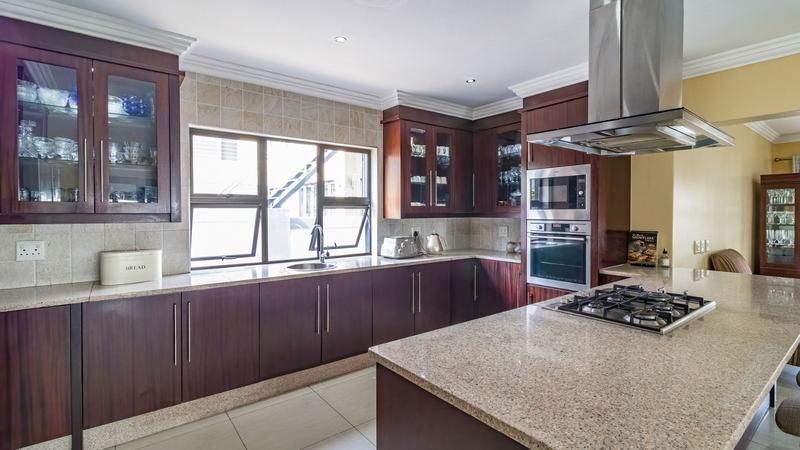 5 Bedroom Property for Sale in Aspen Hills Gauteng