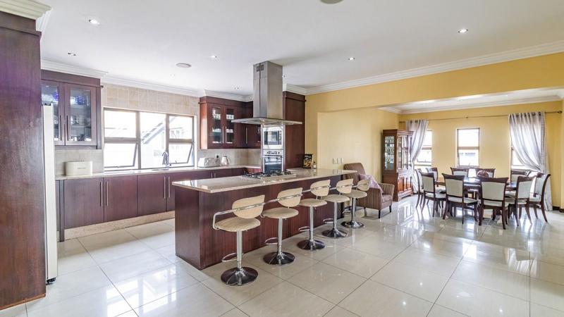 5 Bedroom Property for Sale in Aspen Hills Gauteng