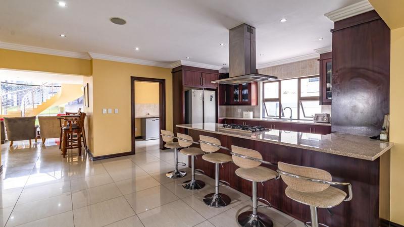 5 Bedroom Property for Sale in Aspen Hills Gauteng