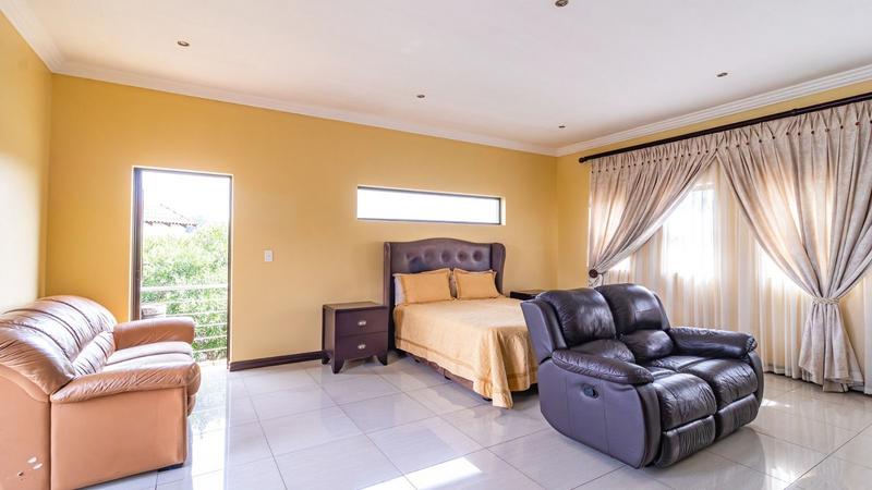 5 Bedroom Property for Sale in Aspen Hills Gauteng