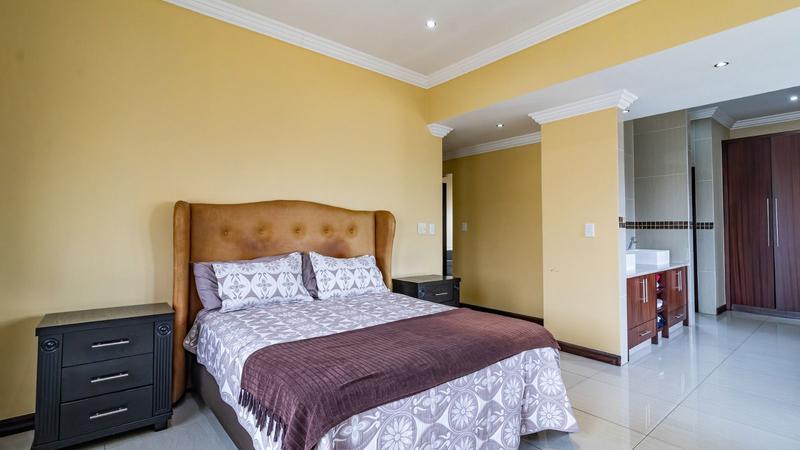 5 Bedroom Property for Sale in Aspen Hills Gauteng