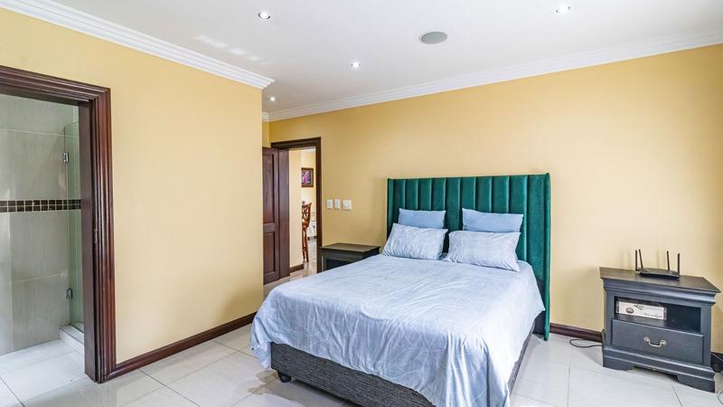 5 Bedroom Property for Sale in Aspen Hills Gauteng