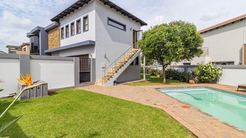 5 Bedroom Property for Sale in Aspen Hills Gauteng