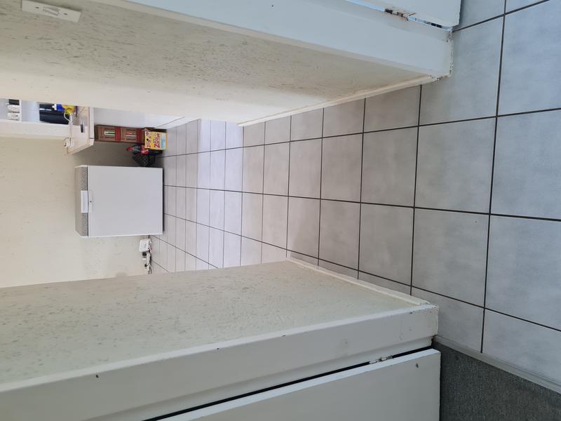 To Let 2 Bedroom Property for Rent in Weltevreden Park Gauteng