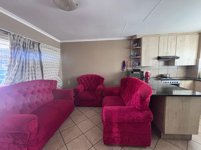 2 Bedroom Property for Sale in Florida Glen Gauteng