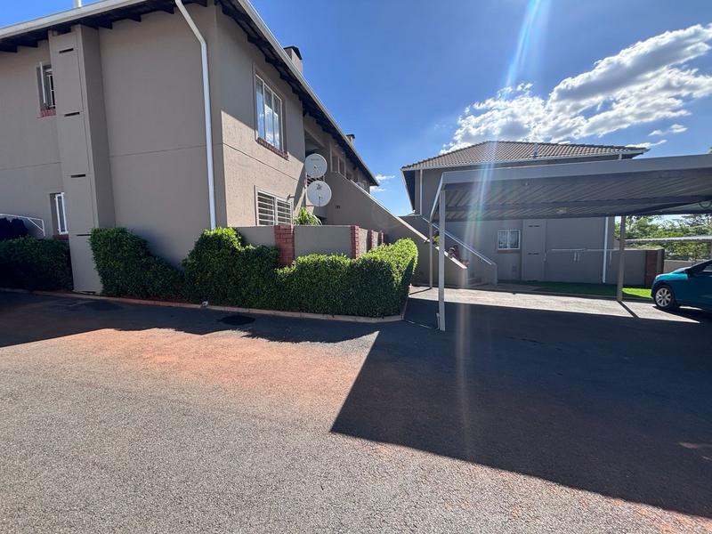 2 Bedroom Property for Sale in Florida Glen Gauteng