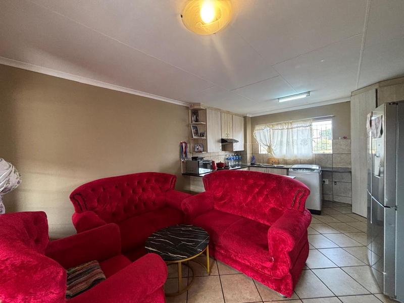 2 Bedroom Property for Sale in Florida Glen Gauteng
