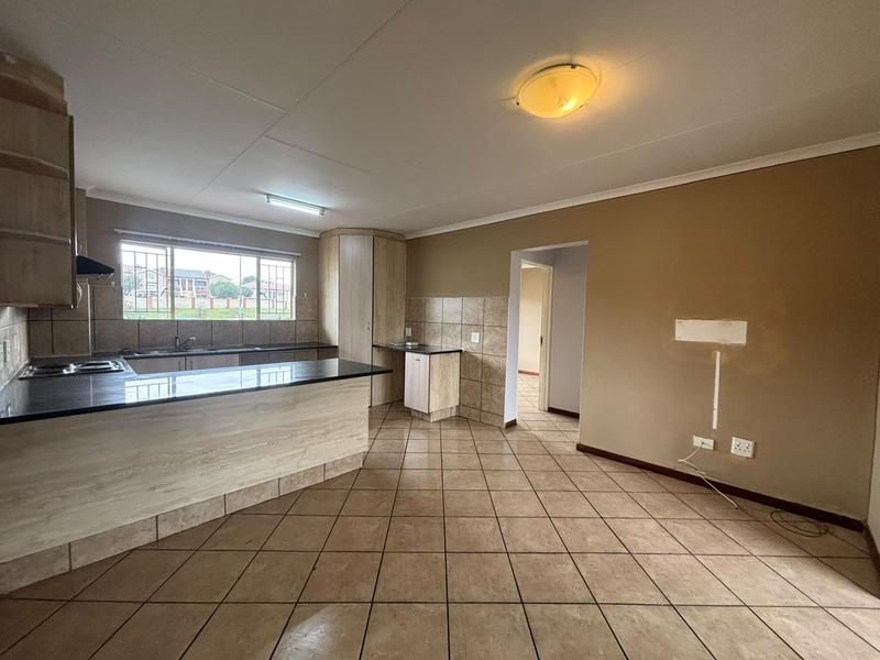 2 Bedroom Property for Sale in Florida Glen Gauteng