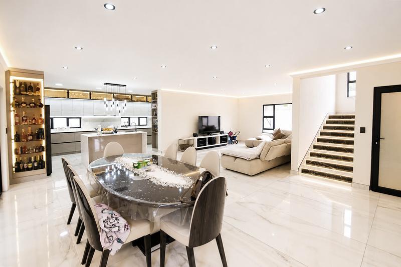 4 Bedroom Property for Sale in Bedfordview Gauteng