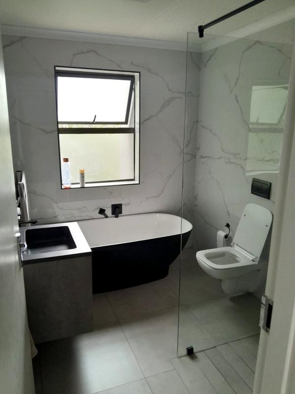 2 Bedroom Property for Sale in Bassonia Gauteng