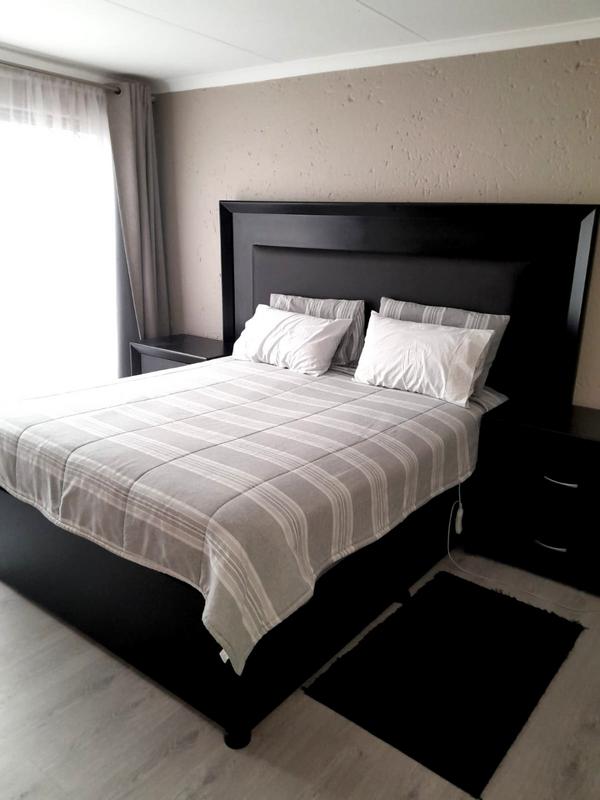 2 Bedroom Property for Sale in Bassonia Gauteng