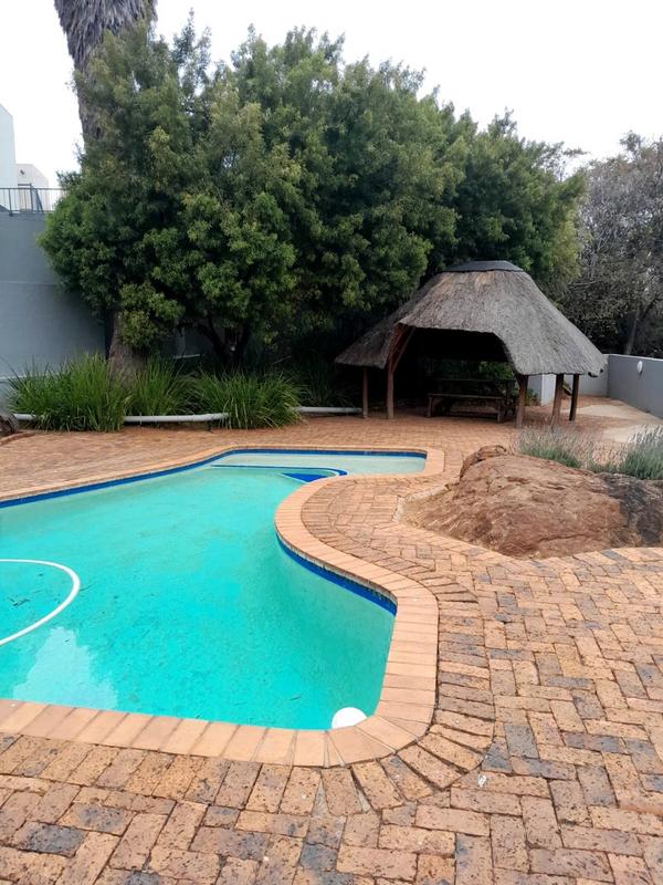 2 Bedroom Property for Sale in Bassonia Gauteng