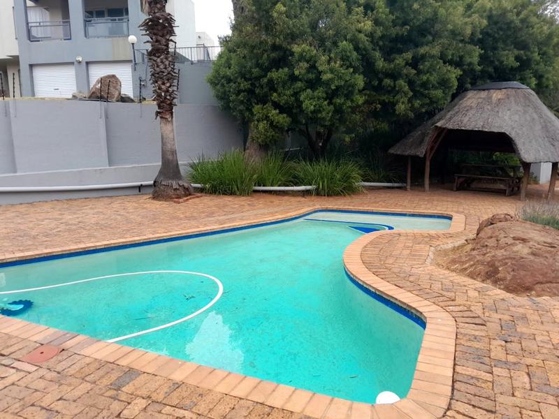 2 Bedroom Property for Sale in Bassonia Gauteng