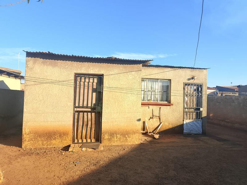 1 Bedroom Property for Sale in Moleleki Gauteng