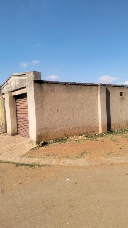 2 Bedroom Property for Sale in Tokoza Gauteng