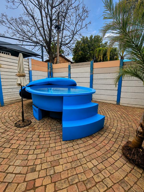 2 Bedroom Property for Sale in Heuweloord Gauteng
