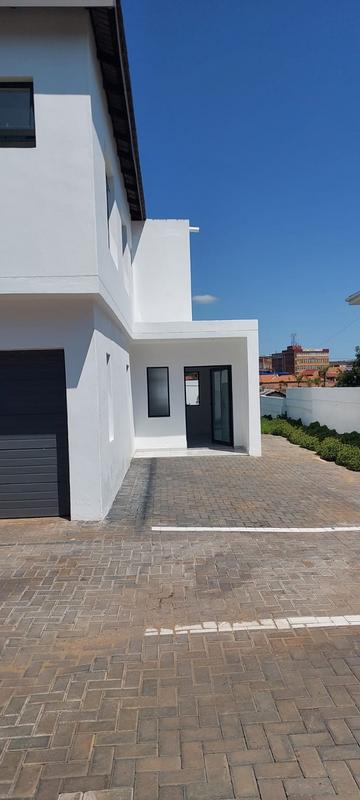 3 Bedroom Property for Sale in Claudius Gauteng