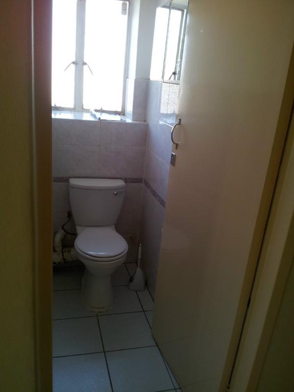 2 Bedroom Property for Sale in Sunnyside Gauteng