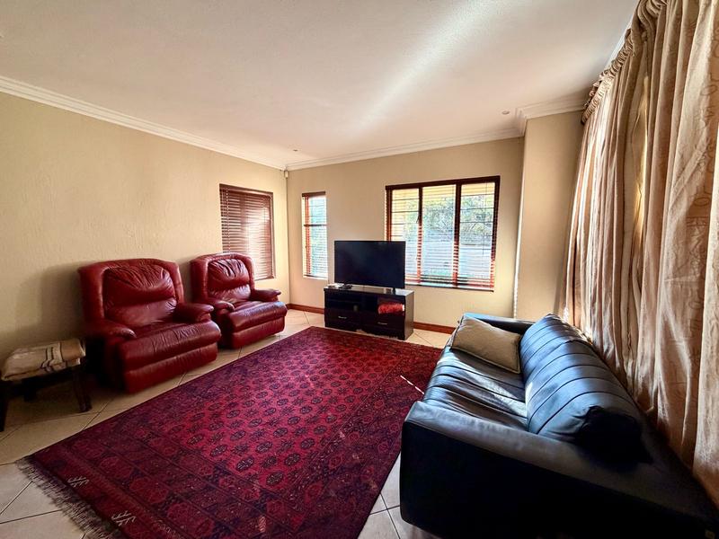 To Let 4 Bedroom Property for Rent in Newlands Gauteng