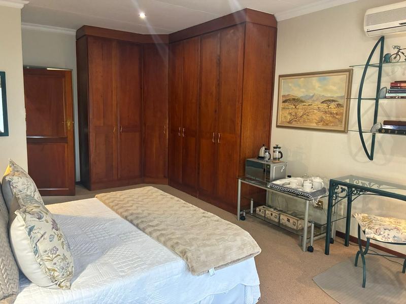 2 Bedroom Property for Sale in Waterkloof Ridge Gauteng