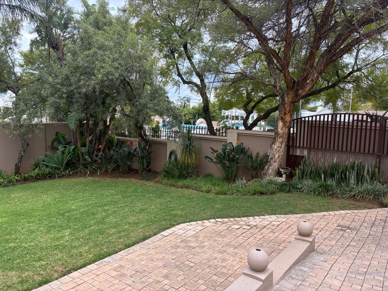2 Bedroom Property for Sale in Waterkloof Ridge Gauteng