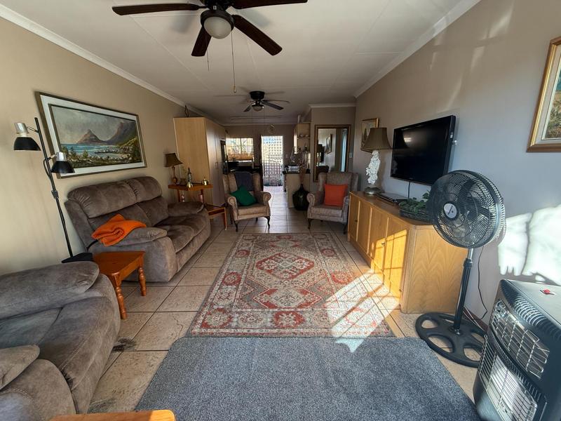 2 Bedroom Property for Sale in The Reeds Gauteng