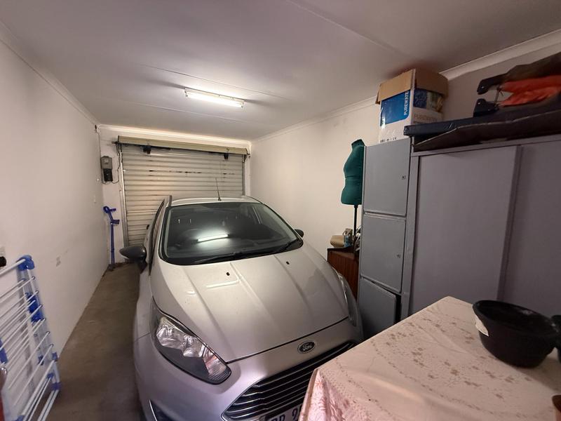 2 Bedroom Property for Sale in The Reeds Gauteng