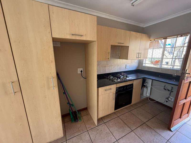 2 Bedroom Property for Sale in The Reeds Gauteng