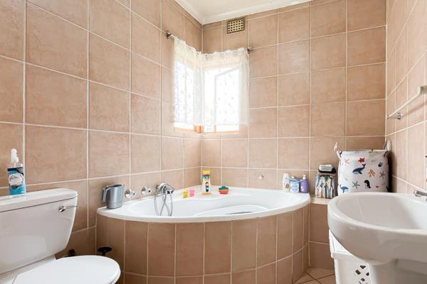 2 Bedroom Property for Sale in Winchester Hills Gauteng