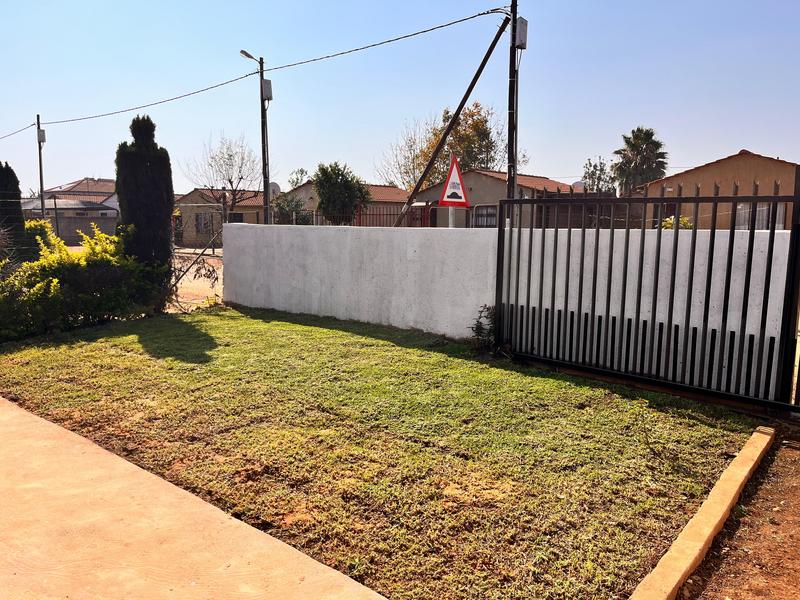 2 Bedroom Property for Sale in Soshanguve South Gauteng