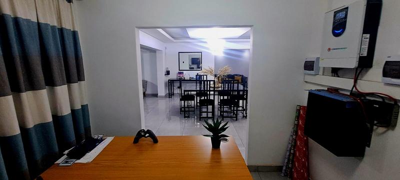 3 Bedroom Property for Sale in Klippoortjie Gauteng