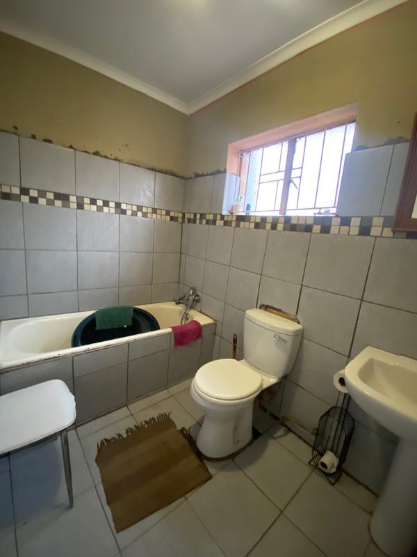 3 Bedroom Property for Sale in Tsakane Gauteng