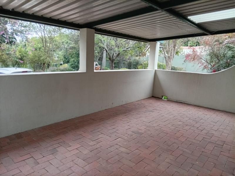 To Let 1 Bedroom Property for Rent in Fourways Gauteng