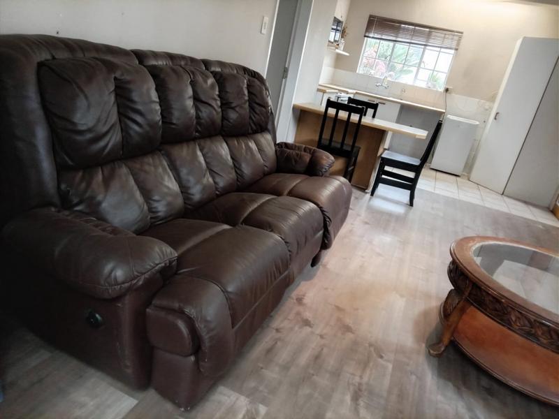 To Let 1 Bedroom Property for Rent in Fourways Gauteng