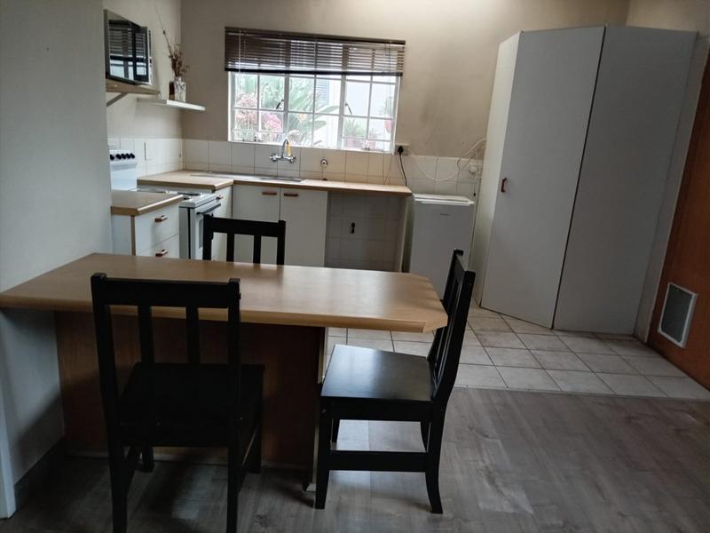 To Let 1 Bedroom Property for Rent in Fourways Gauteng