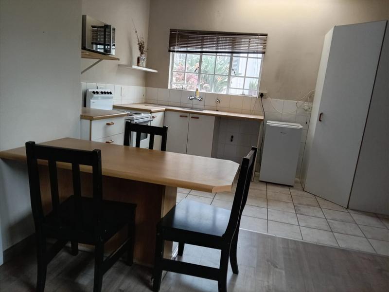 To Let 1 Bedroom Property for Rent in Fourways Gauteng