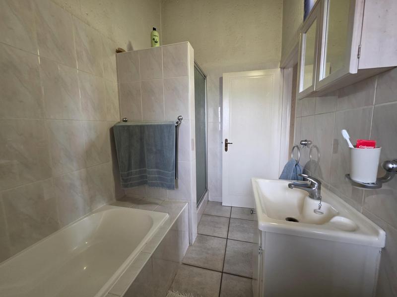 2 Bedroom Property for Sale in New Redruth Gauteng