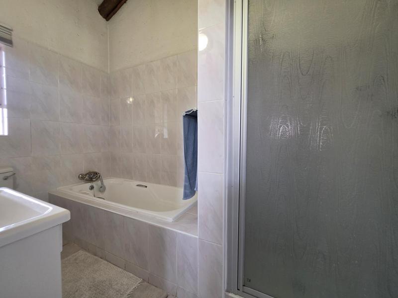2 Bedroom Property for Sale in New Redruth Gauteng