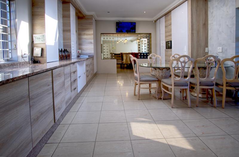 3 Bedroom Property for Sale in Linden Gauteng