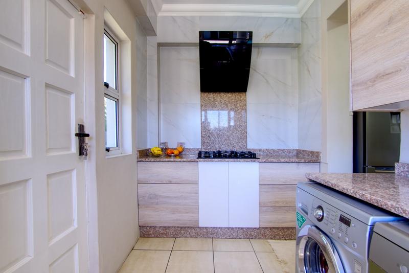 3 Bedroom Property for Sale in Linden Gauteng