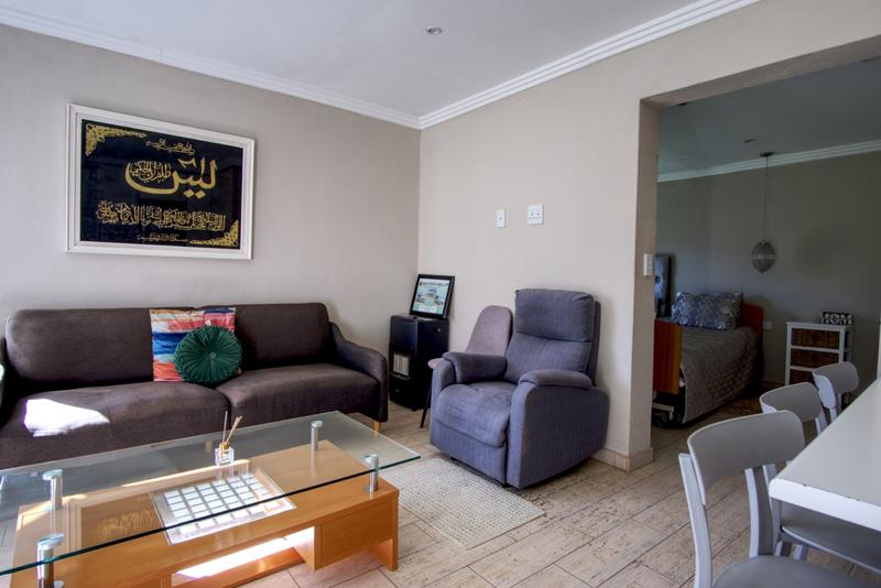 3 Bedroom Property for Sale in Linden Gauteng